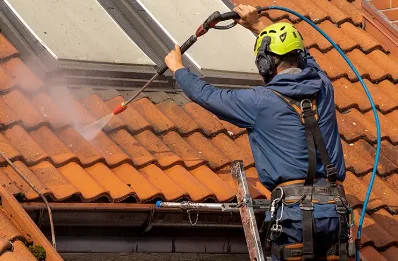 Démoussage et hydrofuge de toiture à Vierville